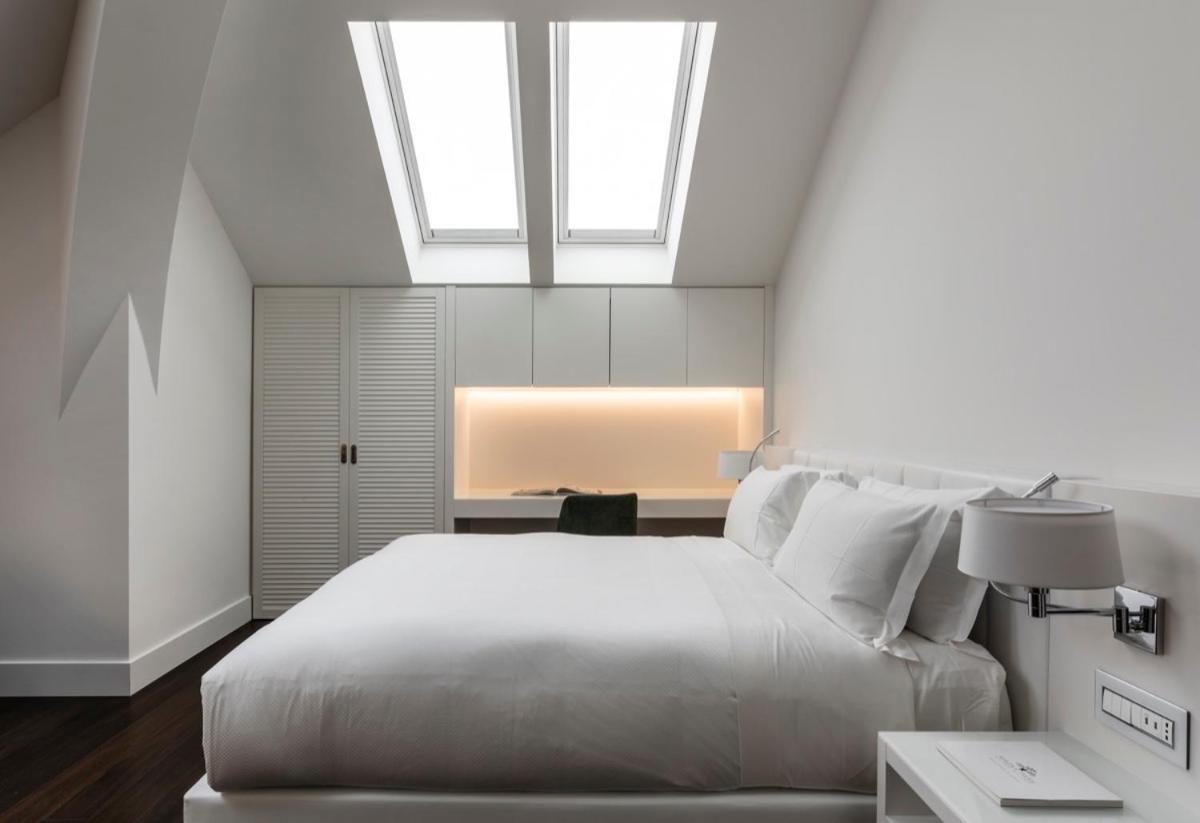 Magna Pars L'Hotel A Parfum, Small Luxury Hotels Of The World Milano Exteriör bild Bedroom