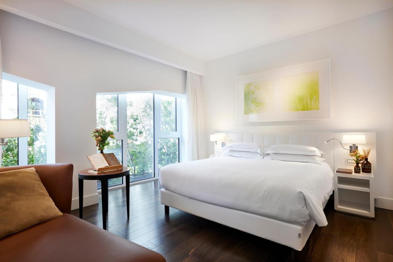 Magna Pars L'Hotel A Parfum, Small Luxury Hotels Of The World Milano Exteriör bild