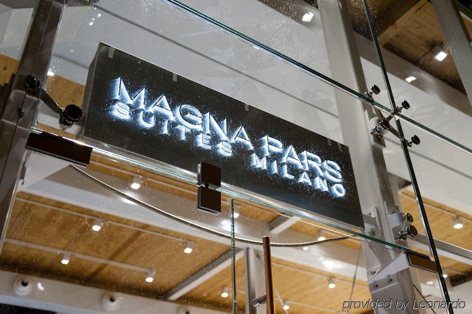 Magna Pars L'Hotel A Parfum, Small Luxury Hotels Of The World Milano Exteriör bild Marina Mall, Abu Dhabi